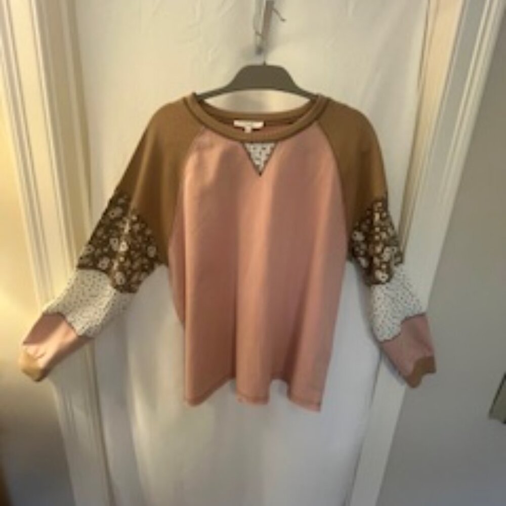 Easel 100 cotton long sleeve top Pink and tan with flowers